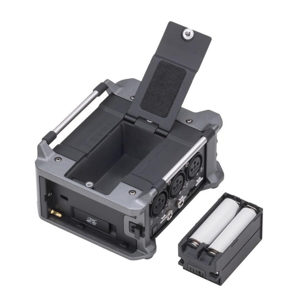 Zoom F6 6-Input / 14-Track Multitrack Field Recorder Zoom F6 6-Input / 14-Track Multitrack Field Recorder