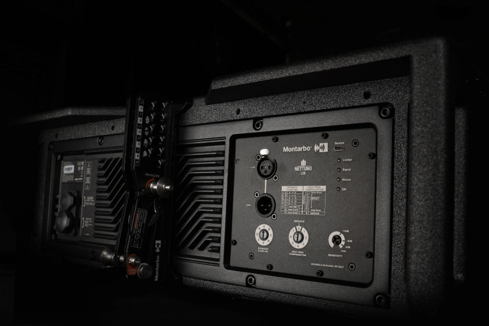 Montarbo Nettuno L28 2x8" Active Line Array per unit 1000 W RMS Class D amplifier //// Special Order ////