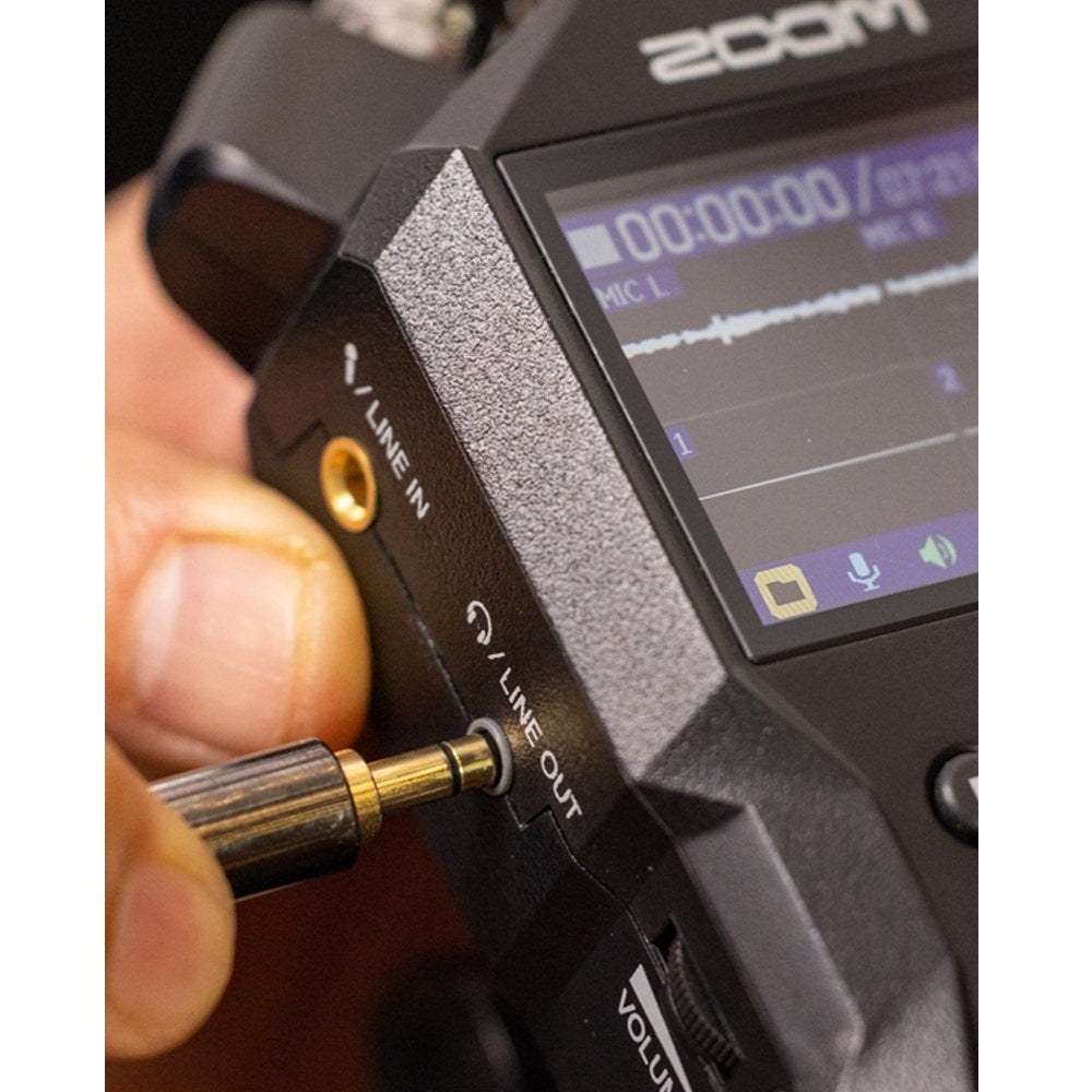 Zoom H4essential 4-Track 32-Bit Float Portable Audio Recorder Zoom H4essential 4-Track 32-Bit Float Portable Audio Recorder